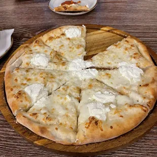 Garlic Bread - hot and delicious, served with marinara