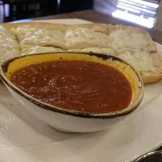 Garlic Bread w/ Cheese