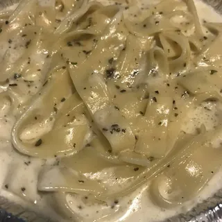 Fettuccine Alfredo