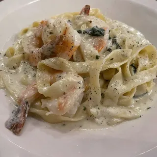 Shrimp Alfredo
