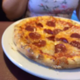 Personal pepperoni pizza - excellent crust