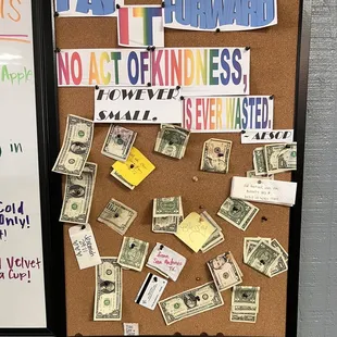 I think this is one of the best ideas I have seen in a while.... Donations for those that cannot afford a good cup of Joe...