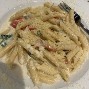 Six cheese pasta