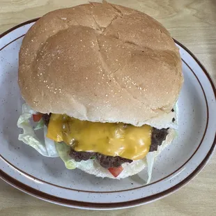 Cheeseburger sandwiche