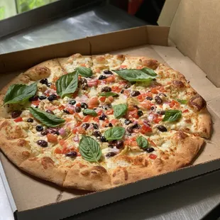 Mediterranean Pizza