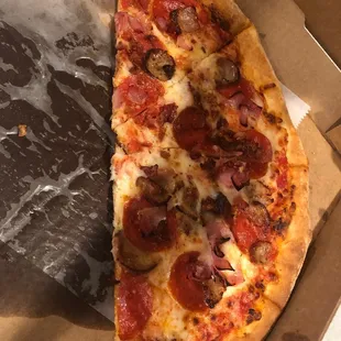 16" Meat Lover Pizza (we couldn't wait to dig in)