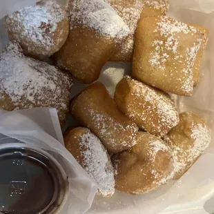 Zeppole
