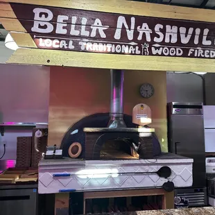 Bella Nashville Wood Fired Pizza in the Nashville Farmer's Market!