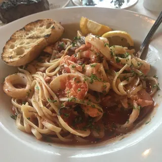 Seafood Linguine