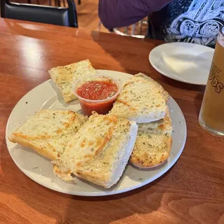 Garlic Toast with Side Marinara