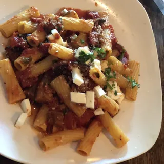 Rigatoni alla Norma
