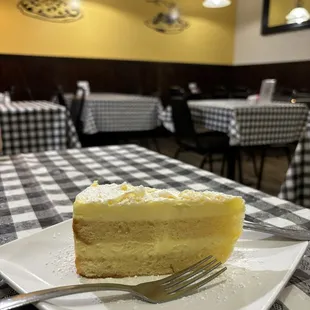 Lemon Mascapone Cake Slice