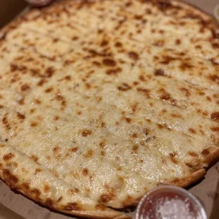 pizza fries, look at all the marinara