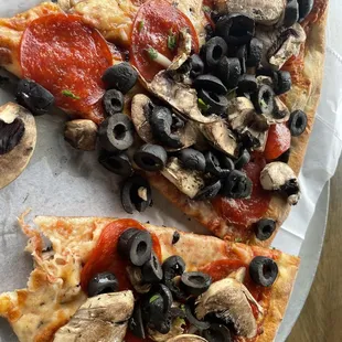 Pizza lunch special