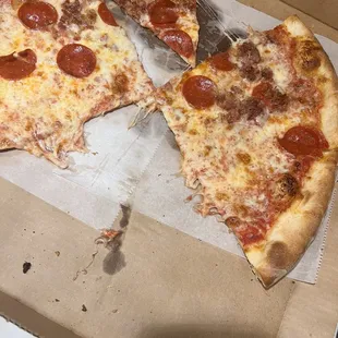 Cheese and pepperoni w/ bacon