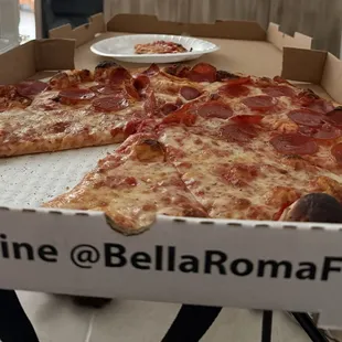 Bella Roma Cheese and Pepperoni Pizza