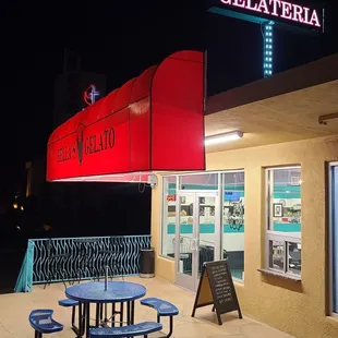 The Front &amp; Signage  11-19-2022