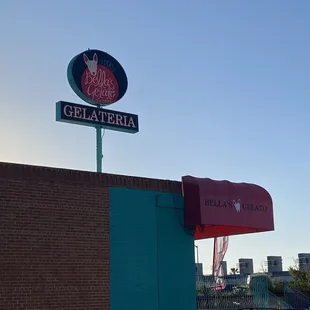 Located in the old Baskin Robbins spot off of Speedway and Tucson.