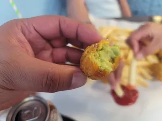 Uni Pizzeria & Grill