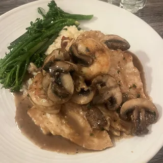 Chicken & Prawns Marsala