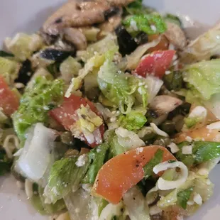 Small Nick's Salad - great, lemony olive oil dressing.