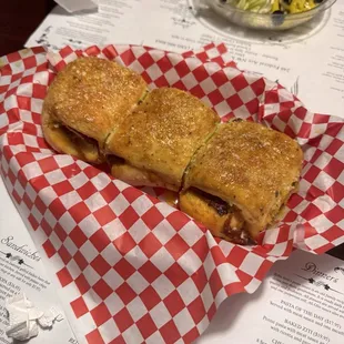 Pizza Pepperoni Rolls