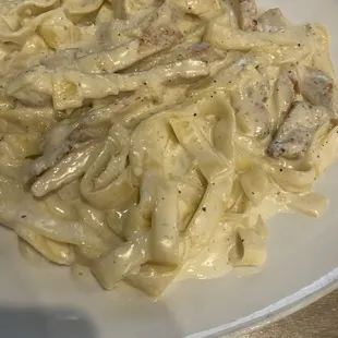 Chicken Alfredo Pizza