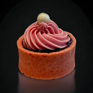 #strawberrytart #darkchocolate #dessert #mothersday