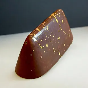 Milk chocolate with candied hazelnuts # chocolate #gianduja #chocolatier
