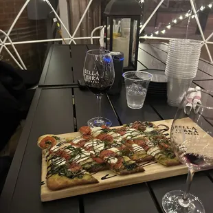 Flatbread pizza
