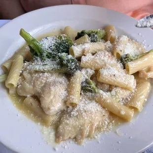 Chicken Ziti And Broccoli