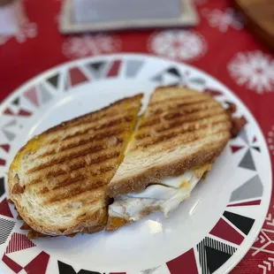 Breakfast sandwich