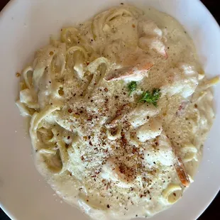 Shrimp fettuccine Alfredo
