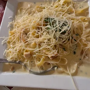 Fettuccine Alfredo with Chicken
