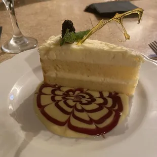 Lemoncello Cake