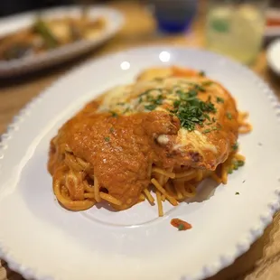 Joanna&apos; Parmigiana with spaghetti pasta