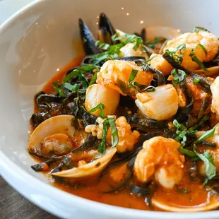 oysters and mussels, food