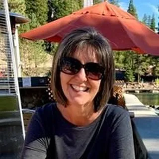 Lisa T.