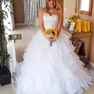 The Beautiful bride near the venue&apos;s entrance.