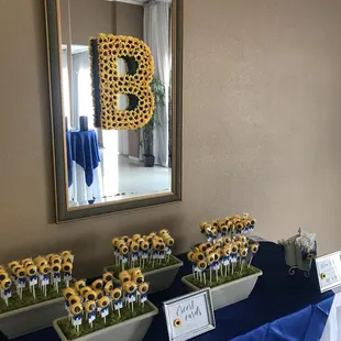Escort card table