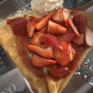Vanilla Strawberry Crepes