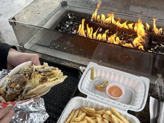 Gyro Land Halal