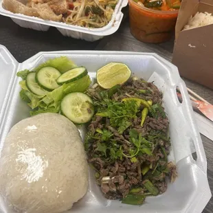 Beef laab