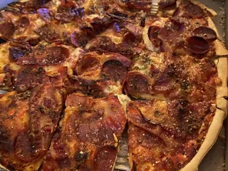 Carlucci's Pizzeria