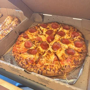 pepperoni pizza