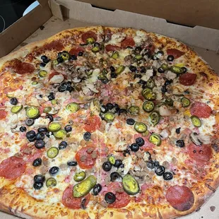 20 in XL pizza . It was delicious. Will eat there again soon.