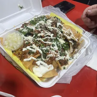 Al pastor nachos