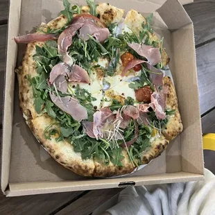 16" Rocket Prosciutto Pizza
