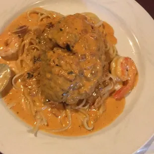 Chicken Cordon Bleu....Chicken is stuff w/ Sun-Dried Tomatoes, Mushrooms, Spinach &amp; Mozzarella Cheese w/ Pink Sauce...Delicious!