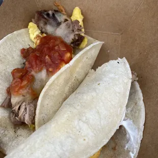 Breakfast tacos! Recommend!